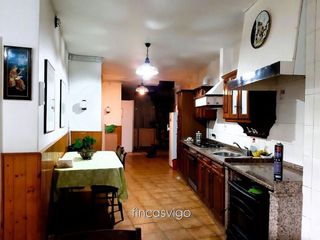 Chalet en venta en Lavadores en Vigo