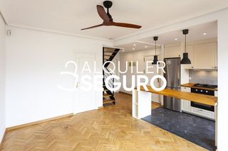 Ático en alquiler en Berruguete en Madrid