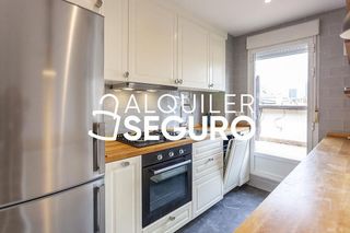 Ático en alquiler en Berruguete en Madrid