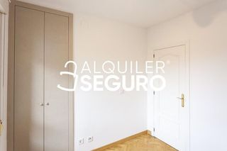 Ático en alquiler en Berruguete en Madrid