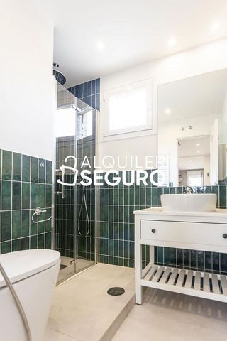 Ático en alquiler en Berruguete en Madrid