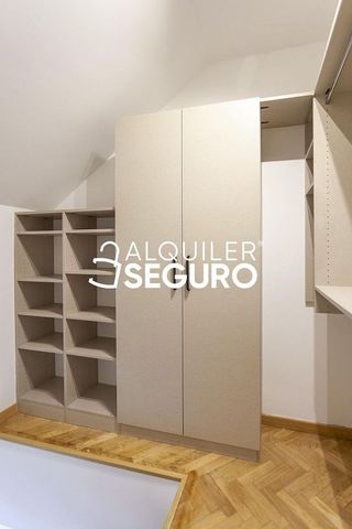 Ático en alquiler en Berruguete en Madrid