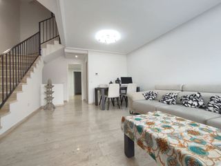 Casa adosada en venta en Monforte del Cid