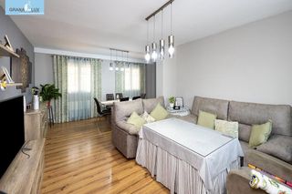 Casa pareada en venta en Zubia (La)