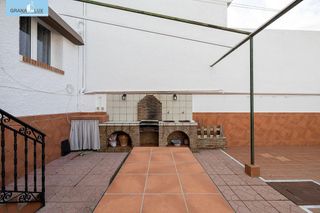 Casa pareada en venta en Zubia (La)
