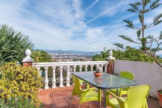 Chalet en venta en Churriana en Málaga