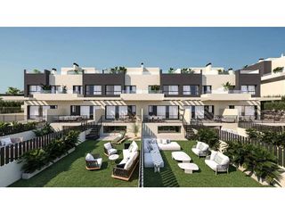 Casa adosada en venta en Viña Málaga en Vélez-Málaga