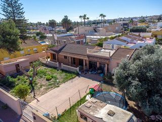 Chalet en venta en Los Balcones - Los Altos del Edén en Torrevieja