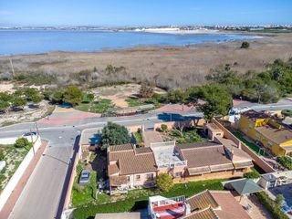 Chalet en venta en Los Balcones - Los Altos del Edén en Torrevieja