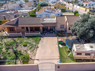 Chalet en venta en Los Balcones - Los Altos del Edén en Torrevieja