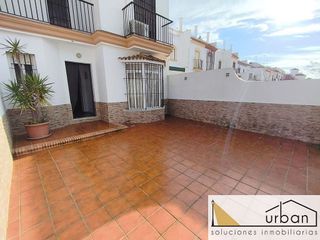 Chalet en venta en Santuario - La Laguna en Chipiona