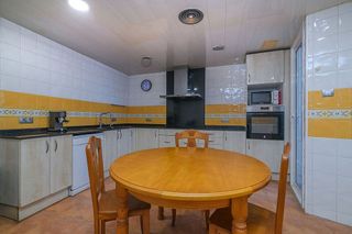 Piso en venta en Centre en Hospitalet de Llobregat, L´
