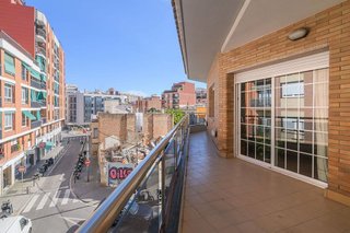 Piso en venta en Centre en Hospitalet de Llobregat, L´