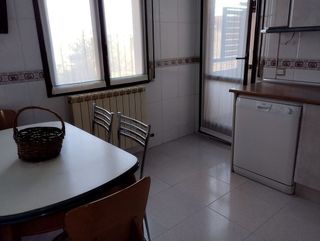 Piso en venta en Portillejo - Valdegastea en Logroño