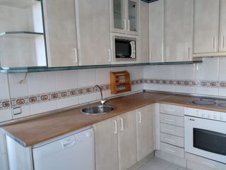 Piso en venta en Portillejo - Valdegastea en Logroño