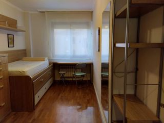 Piso en venta en Portillejo - Valdegastea en Logroño