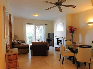 Piso en venta en Los Naranjos - Las Brisas en Marbella