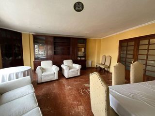 Piso en venta en Avda de Madrid - Pº de la Estación en Jaén