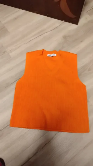Chaleco Zara Talla M Naranja