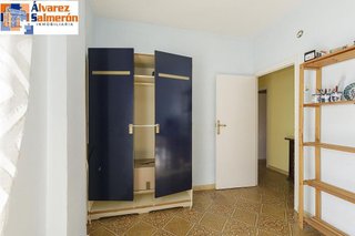 Piso en venta en Barrio de Zaidín en Granada