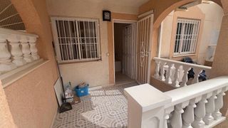 Casa adosada en alquiler en Los Balcones - Los Altos del Edén en Torrevieja