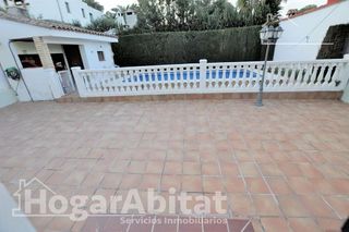 Chalet en venta en Riba-roja de Túria