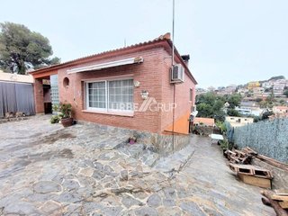 Chalet en venta en Roc Blanc en Terrassa