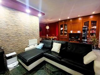 Casa adosada en venta en Viladecavalls