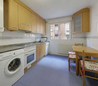 Piso en venta en El Llano en Gijón