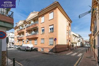 Piso en venta en Avda. De los Ogíjares en Armilla