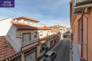 Piso en venta en Avda. De los Ogíjares en Armilla