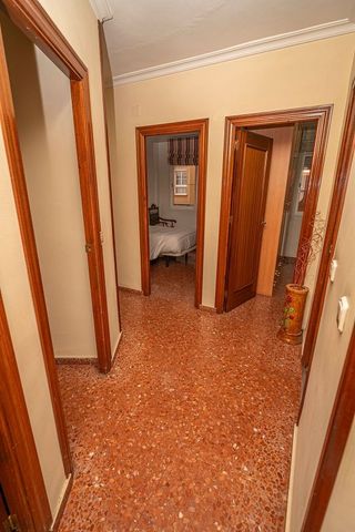 Piso en venta en Linares