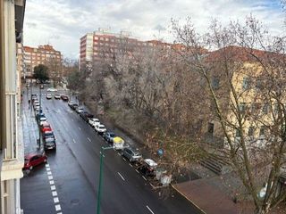 Piso en venta en Hospital en Valladolid