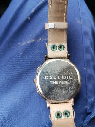 Reloj Parfois Beige y Dorado