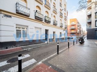 Piso en venta en Bellas Vistas en Madrid
