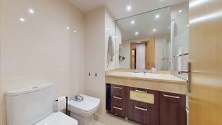 Piso en venta en Parla Este en Parla