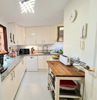 Piso en venta en La Duquesa en Manilva