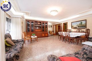 Piso en venta en Centro - Casco antiguo en Torrent