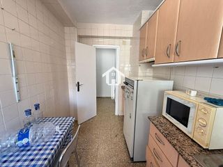 Piso en venta en Cuatrocientas Viviendas en Alicante