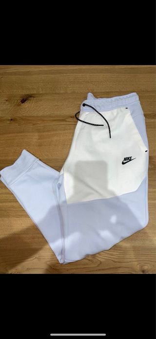 Nike Tech Fleece