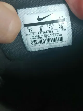 Nike Air Max 1 Triple Black Gum T40