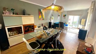 Casa pareada en venta en Escala, L´