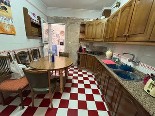 Casa adosada en venta en Beas de Segura