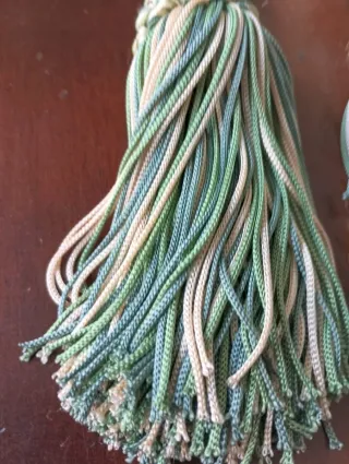 Coppia fermatenda beige e verdi