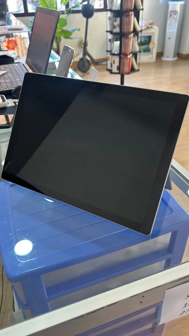Microsoft Surface 7 Pro 128GB i5 8GB RAM Plata afbeelding 3