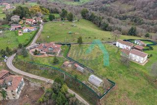 Chalet en venta en Viella-Granda-Meres en Siero