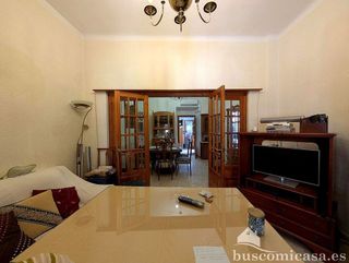 Chalet en venta en Linares