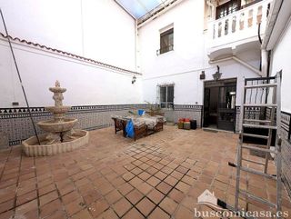 Chalet en venta en Linares