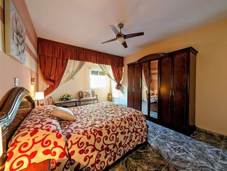 Casa adosada en venta en Loja