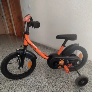 Bicicleta infantil naranja Decathlon